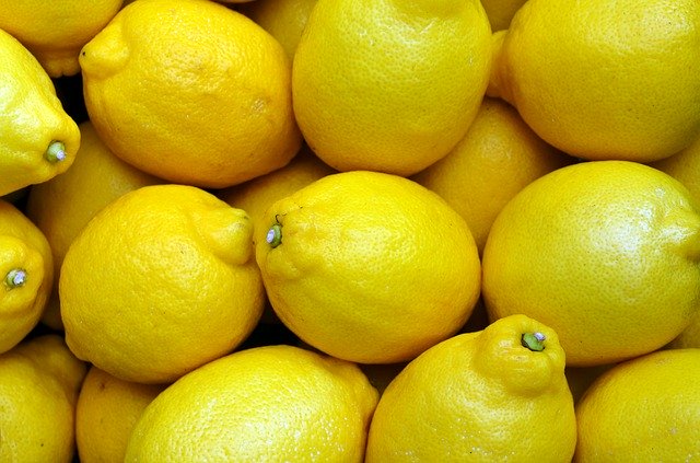 Citrons jaunes à jus 1kg pas cher 
